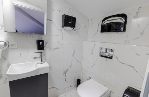 Arnavutkoy Hotel | ACAR AIRPORT +PLUS