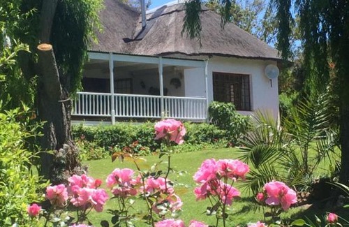 Raithby House | Acara Guesthouse & Cottages
