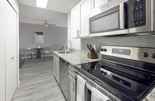 Tempe Apartment | Access 1BD 4 - One Bedroom Apartment, Sleeps 2