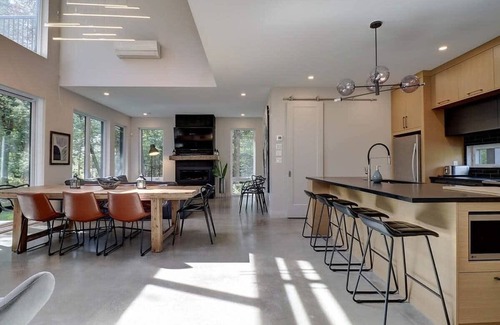 Stanstead Township Ski Chalet | Access to Lake Memphremagog - Spa - Céleste