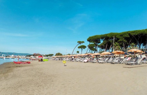 Marina di Massa Other | Accommodation ∙ 1 bedroom ∙ 2 guests