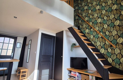 Trevoux House | Accommodation Le Figuier air-conditioned TREVOUX