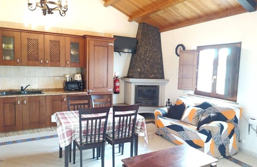 Serantes Apartment | Accommodation with a view in "Apartamentos Navalin".