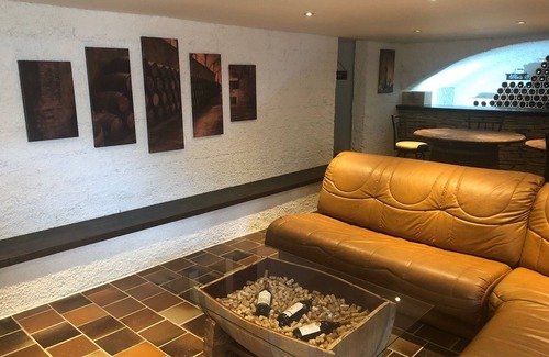 Armissan House | ACCOMODATION IN OUR WINE CELLAR IN THE HEART OF GARRIGUE