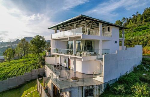 Kotagiri Villa | Ace Castle by Xplore Indo