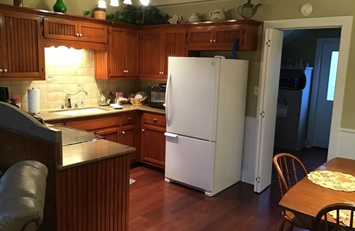 Fredericksburg House | ACE OF HEARTS The perfect getaway! Only 3.5 miles from Main Street.