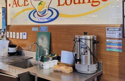 Kapitolyo Apartment | Ace Suites by the WaterSpa - Budget Room for 6