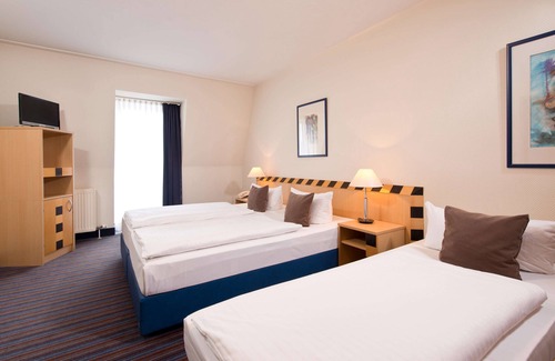 Laubegast Hotel | ACHAT Hotel Dresden Elbufer
