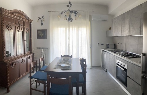 Aci Castello Apartment | Acicastello Center. WiFi, Air Conditioning, 2 Baths