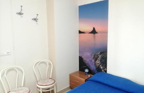 Stazzo Apartment | Acirealevacanze - Romantica Camera sul Mare