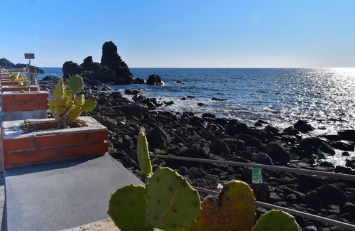 Aci Trezza Apartment | Acitrezza View facing the sea