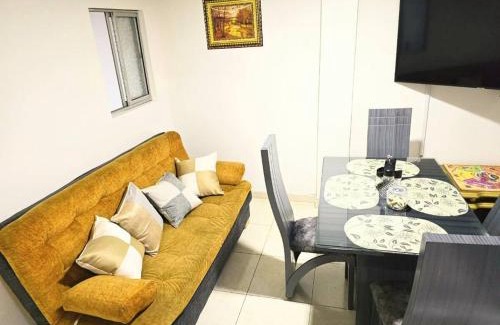 Kennedy Apartment | Acogedor apartamento familiar 2do piso - 06 personas - El Edén Centro Comercial