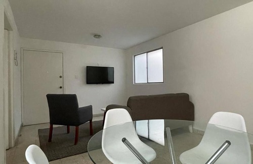 Naucalpan Apartment | Acogedor Departamento En Satelite-echegaray Con Estacionamiento y Wifi