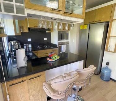 Nuevo Arroyo Hondo Apartment | Acogedora partamento cerca de la embajada