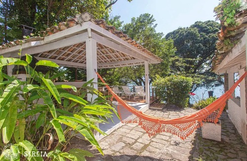 Armacao House | Aconchegante Costeira ao Lado da Praia da Armação - Ilhabela