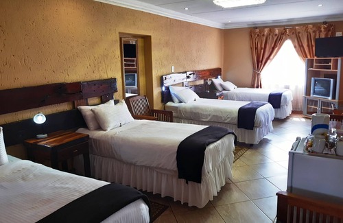 Ekurhuleni House | Acre of Africa Guest Venue