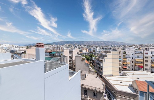 Anafiotika Apartment | Acropolis area 7 min walk to ancient sites and metro