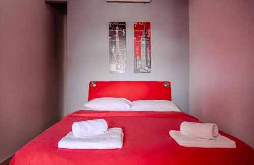 Kerameikos Apartment | Acropolis view, near Monastiraki 3br 2 bathrooms RED