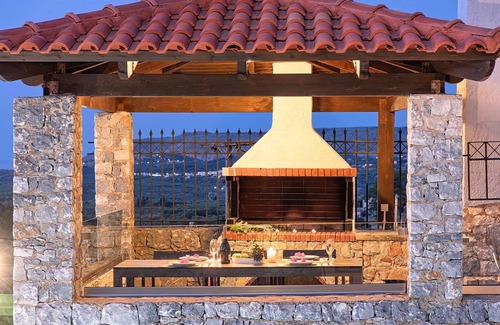 Kournas Villa | Acrothea Villa Heated Pool