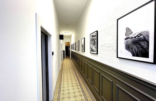 Valenciennes Apartment | Adam à part, Dans de beaux draps