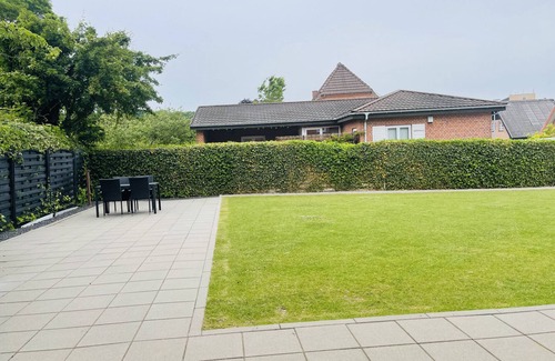 Aalborg Apartment | aday - City Central Loft Studio with Public Parking