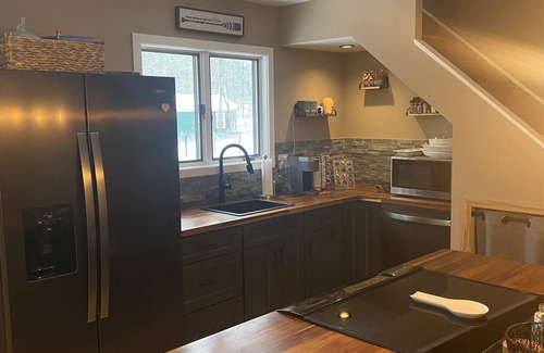 Caroga Lake House | Adirondacks Mountain and Lake House Retreat