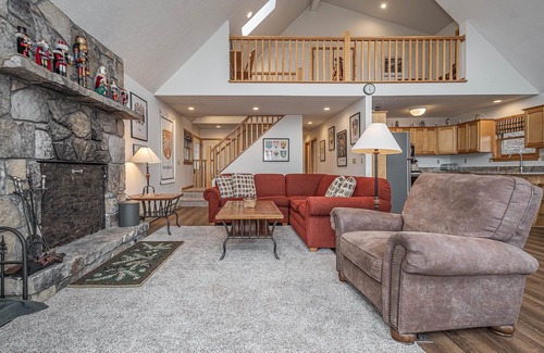 McHenry Cottage | Adlerskron