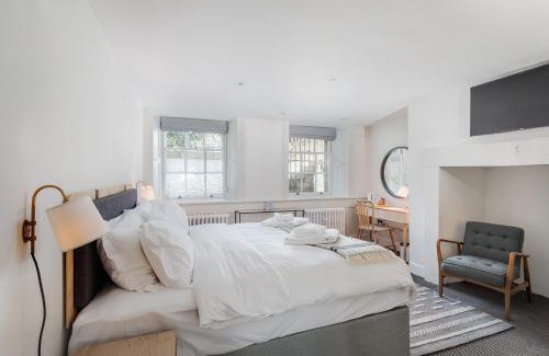 Plymouth Hotel | Admiral's House by Maison Pierre