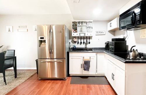 Lexington Apartment | Adorable 2 Bedroom Walk-Out with Theatre and Game Room