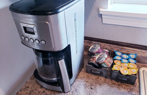 Grants Pass House | Adorable and comfortable private guest home located minutes from the hospital