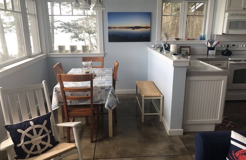 Lopez Island Cabin | Adorable beach cabin within a few steps to a secluded beach!