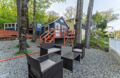 Alton Bay Cabin | Adorable Cabin with stunning lake views & Now featuring AC Wi-FI and TV access
