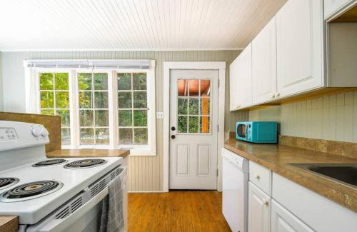 Old Evergreen Highway House | Adorable Cottage Among Trees Close To Everything