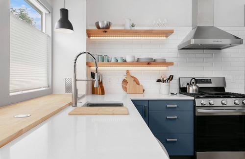 Veterans Park House | Adorable Modern Guesthouse - West Downtown Boise