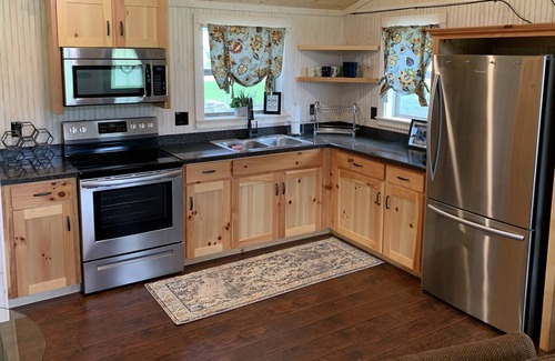 Austin Cottage | Adorable Nutty Acres casita in the heart of Dripping Springs