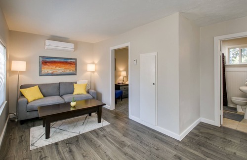 Harrison Boulevard Cottage | Adorable Private Cottage | Close to Attractions