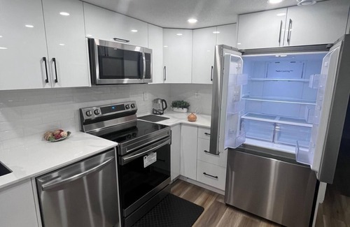 Southeast Calgary House | Adorable Private Suite in Seton SE, Calgaryn