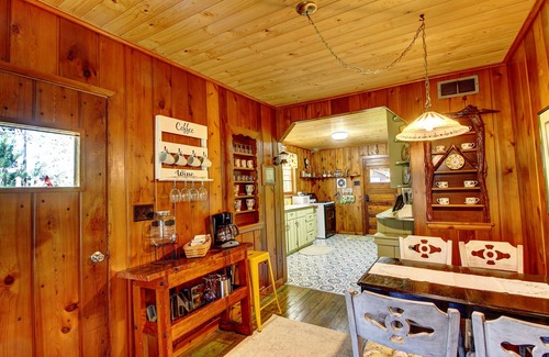 Pequot Lakes Cabin | Adorable Vintage 1950's Cottage