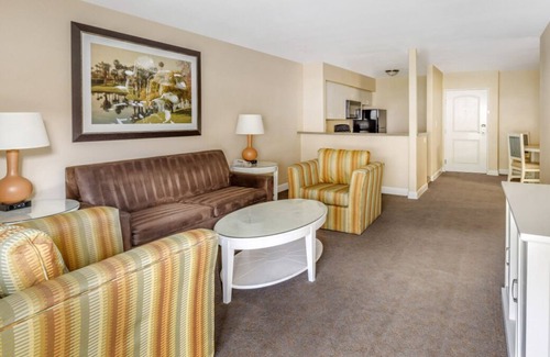 Canyon Corridor Resort | Adventure Awaits! 2 Spacious Suites | Pool + Spa