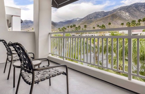 Canyon Corridor Resort | Adventure Awaits! 2 Spacious Suites | Pool + Spa