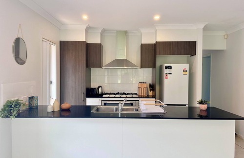 Coomera House | Adventure Haven - Family Fun Near Theme Parks & Shopping Centers