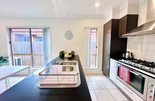 Coomera House | Adventure Haven - Family Fun Near Theme Parks & Shopping Centers