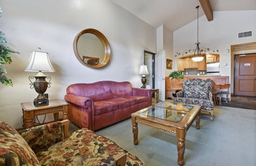 Zermatt Villa | Adventure Hub~Backcountry Ski|Snowmobile|Scuba Diving Villa 3022-2