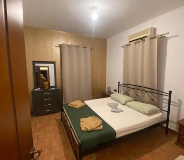 Alinda Apartment | Aegean Breeze