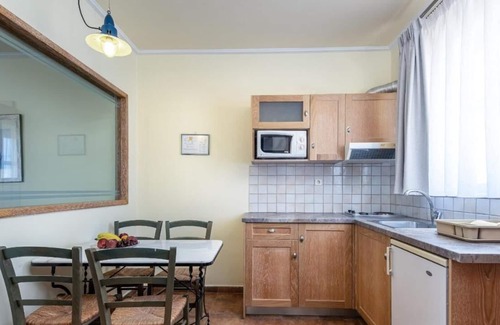 Lambi Apartment | Aegean Houses Apt Room Only 3 pax