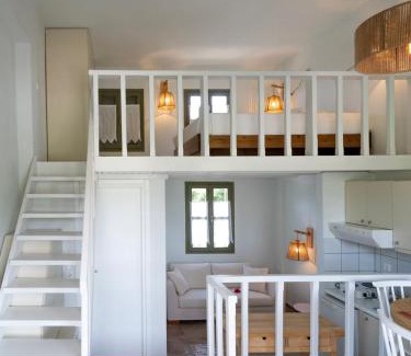 Palekastro Apartment | Aeolus pool apts