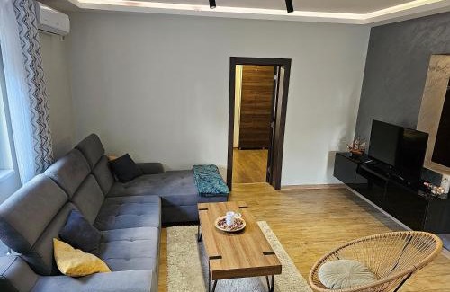 Surcin Apartment | AeroVista Apartment