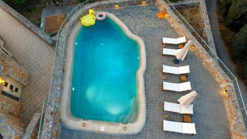 Melissopetra Villa | Aether Panorama Pool Retreat