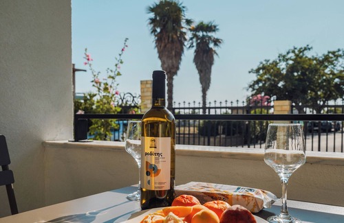 Nea Khili Apartment | Aetherion Urban Elegance – Where Minimal Design Meets Coastal Calm