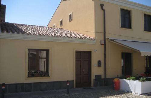 Nurachi Apartment | Affitacamere Domo - Luci